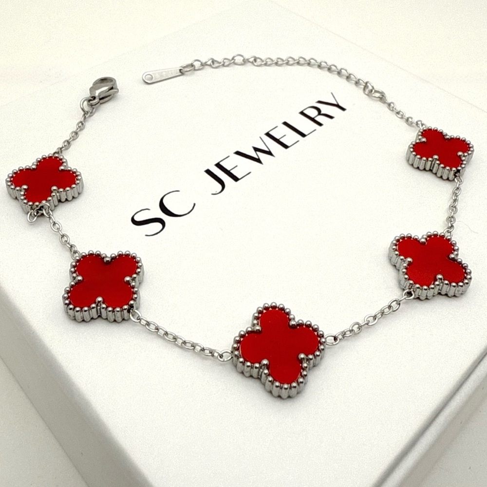 Red Clover Bracelet Silver Tone Chain Stainless Steel